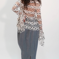 Blouse ample en tulle transparent